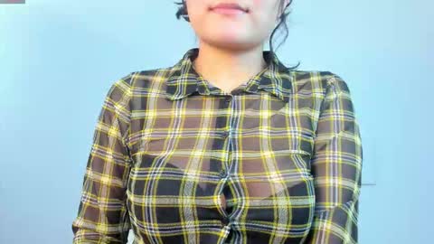 Snapshot of fantastic_asians2 chatting on 03-15-26, 04:24 Ale online show from 03-15-26, 04:24