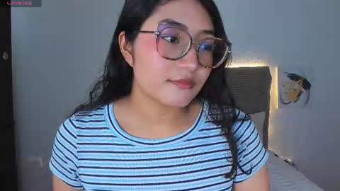 Snapshot of fantastic_asians2 chatting on 06-17-26, 04:41 Ale online show from 06-17-26, 04:41