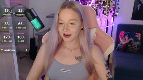 Snapshot of fantasy_lisa chatting on 04-04-26, 01:37 Lisa online show from 04-04-26, 01:37