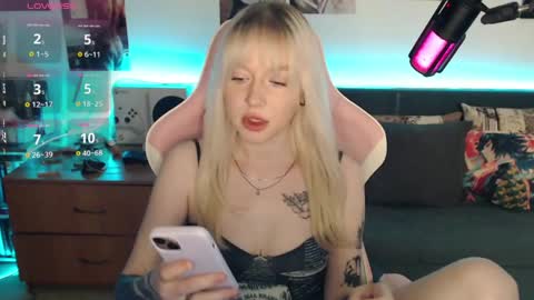 Snapshot of fantasy_lisa chatting on 04-09-26, 02:22 Lisa online show from 04-09-26, 02:22