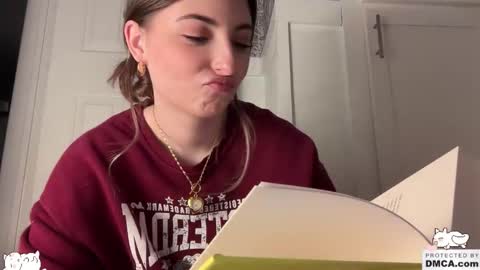 Ella online show from 02-20-26, 06:19