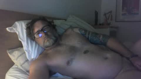 Snapshot of fantasying01 chatting on 09-17-25, 06:09 fantasying01 online show from 09-17-25, 06:09