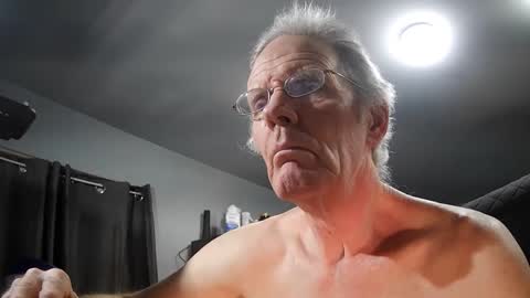 fantasyresort online show from 01-18-25, 04:15