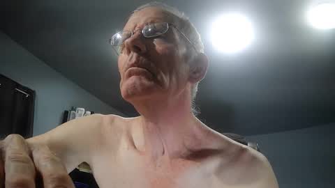 fantasyresort online show from 10-26-25, 03:12