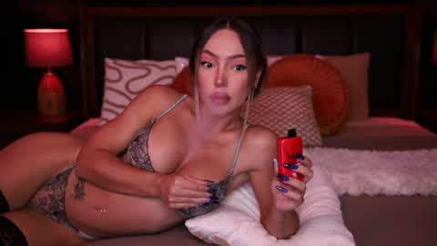 Snapshot of fantasystudiox chatting on 04-26-26, 10:51 Carmina online show from 04-26-26, 10:51