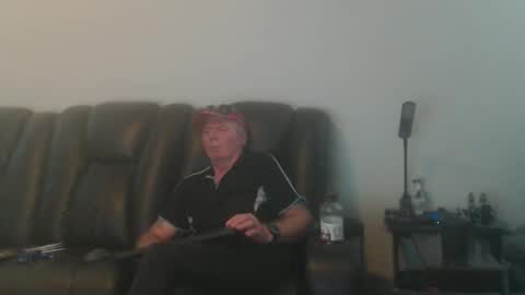 Snapshot of fantom666 chatting on 09-15-25, 11:54 PHANTOM online show from 09-15-25, 11:54