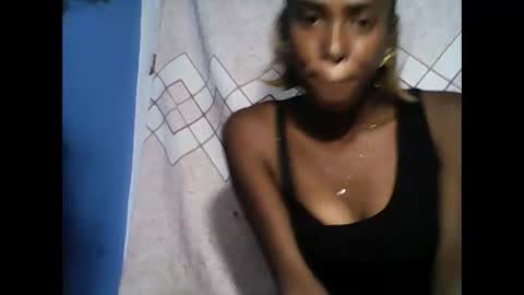 fanyah01 online show from 05-19-26, 04:13