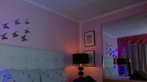 Snapshot of farahh_magdaly chatting on 12-24-24, 11:06 Farah online show from 12-24-24, 11:06