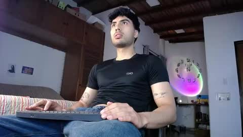 Snapshot of farid_24 chatting on 04-07-26, 02:01 farid_24 online show from 04-07-26, 02:01