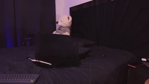 Snapshot of farid_jake_ chatting on 11-08-25, 11:36 farid_jake_ online show from 11-08-25, 11:36