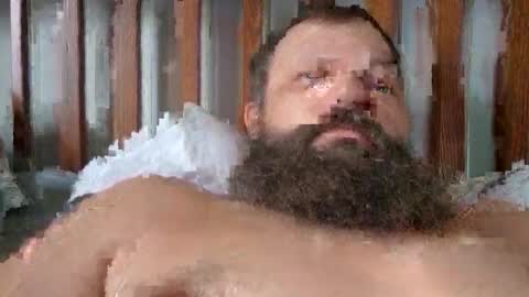 Snapshot of farm2boy chatting on 02-21-26, 06:31 Farm2boy online show from 02-21-26, 06:31