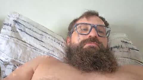 Snapshot of farm2boy chatting on 03-22-26, 05:27 Farm2boy online show from 03-22-26, 05:27