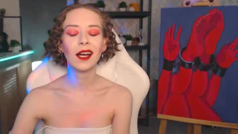 Snapshot of fascinating___eyes chatting on 02-14-26, 08:33 Fascinating Eyes online show from 02-14-26, 08:33