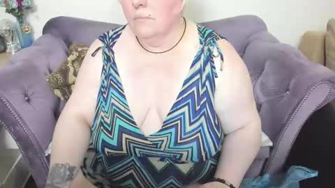 fashiona online show from 02-02-26, 09:24