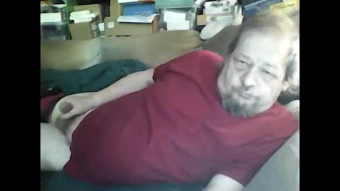 Snapshot of fasteddysex chatting on 10-05-25, 01:42 HoneyCumJuice4U online show from 10-05-25, 01:42