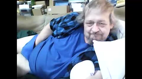 Snapshot of fasteddysex chatting on 10-21-25, 03:24 HoneyCumJuice4U online show from 10-21-25, 03:24