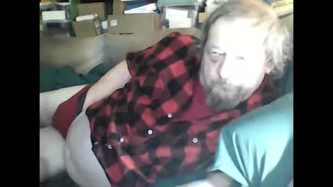 Snapshot of fasteddysex chatting on 10-25-25, 05:40 HoneyCumJuice4U online show from 10-25-25, 05:40