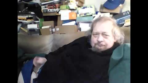 Snapshot of fasteddysex chatting on 11-04-25, 06:29 HoneyCumJuice4U online show from 11-04-25, 06:29