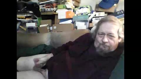 Snapshot of fasteddysex chatting on 11-06-25, 03:35 HoneyCumJuice4U online show from 11-06-25, 03:35
