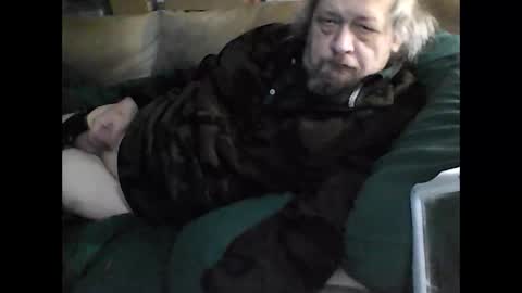 Snapshot of fasteddysex chatting on 11-14-25, 02:32 HoneyCumJuice4U online show from 11-14-25, 02:32