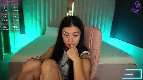 Snapshot of fatalenellie chatting on 09-25-25, 08:56 Nellie online show from 09-25-25, 08:56