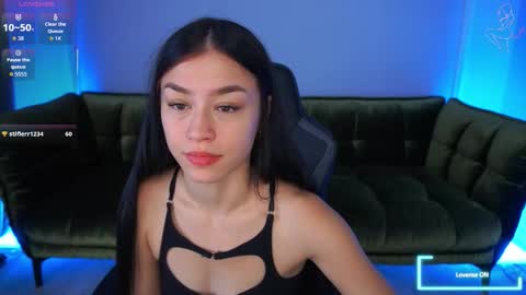 Snapshot of fatalenellie chatting on 10-08-25, 08:28 Nellie online show from 10-08-25, 08:28