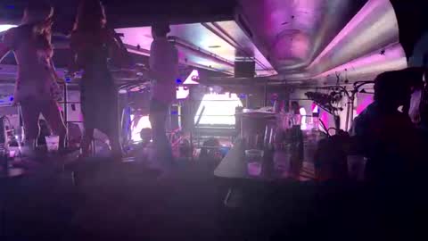  Lily  Waifu  online show from 05-14-26, 01:56