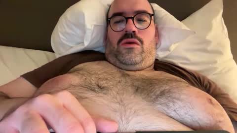 Mammouth online show from 03-26-26, 04:40