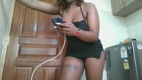 Winnie online show from 12-26-24, 11:43