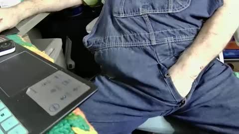 Fred. online show from 12-18-24, 01:05