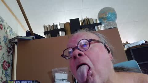 Fred. online show from 09-13-25, 08:41