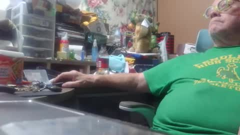 Fred. online show from 05-06-26, 02:19