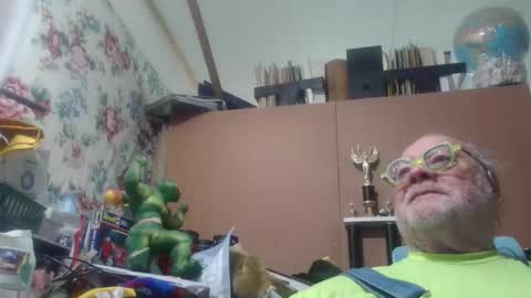 Fred. online show from 05-17-26, 09:22