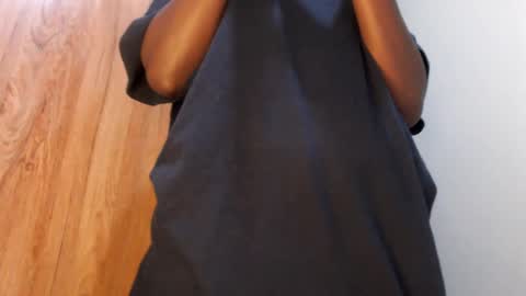 Snapshot of fatpussy_ebony chatting on 12-31-24, 06:59 lexie online show from 12-31-24, 06:59
