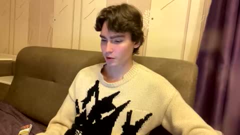 Snapshot of faustfrost chatting on 10-11-25, 04:27 Faust online show from 10-11-25, 04:27