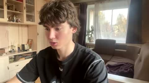 Snapshot of faustfrost chatting on 10-22-25, 12:05 Faust online show from 10-22-25, 12:05