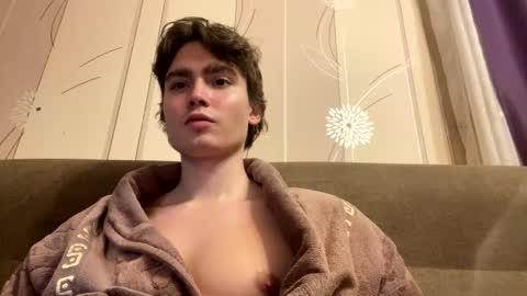 Snapshot of faustfrost chatting on 11-23-25, 06:13 Faust online show from 11-23-25, 06:13