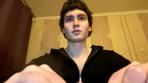 Snapshot of faustfrost chatting on 12-13-25, 11:43 Faust online show from 12-13-25, 11:43