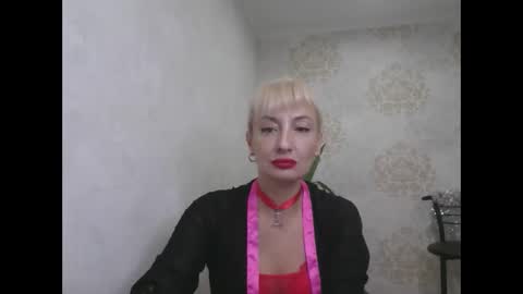 favorite_angel online show from 01-02-25, 10:11