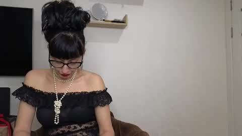 Snapshot of favorite_angel chatting on 03-06-26, 05:31 favorite_angel online show from 03-06-26, 05:31