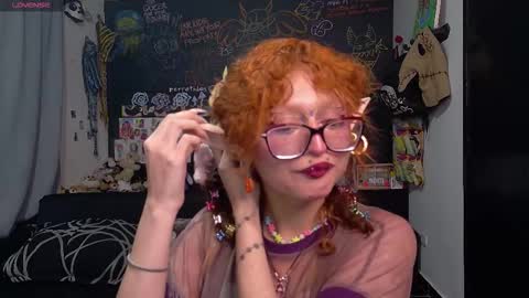 Snapshot of fay_abby chatting on 10-16-25, 01:17 fay abby online show from 10-16-25, 01:17