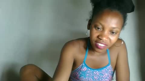 fayence09 online show from 10-12-25, 09:47