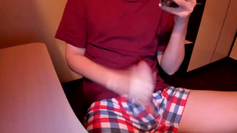 Snapshot of fckmikh chatting on 10-09-25, 02:37 Michael online show from 10-09-25, 02:37