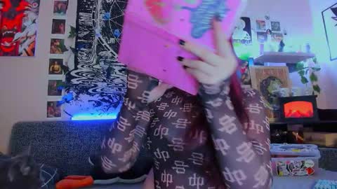 Diva online show from 01-15-26, 02:05