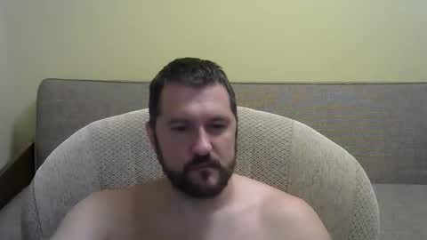 Snapshot of feb82 chatting on 04-18-26, 11:05 feb82 online show from 04-18-26, 11:05