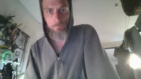 Snapshot of feelfemdom chatting on 10-20-25, 10:10 feelfemdom online show from 10-20-25, 10:10