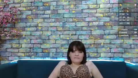 Laura online show from 12-30-24, 07:37