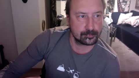 feetkissboy online show from 11-04-25, 05:01