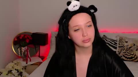 Snapshot of felicia_herceg chatting on 11-02-25, 05:48 Felicia Herceg online show from 11-02-25, 05:48