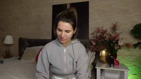 FeliciaKrige online show from 05-03-26, 07:53